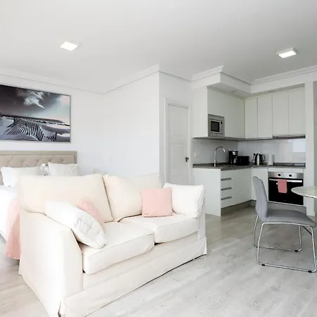 Romana Playa - Beachfront Complex Elviria