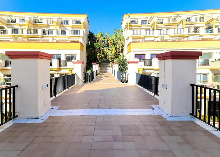Romana Playa - Beachfront Complex Elviria شقة *