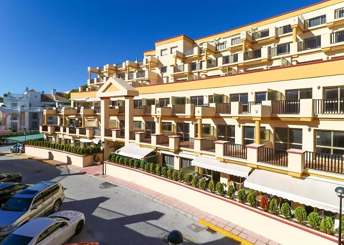 شقة Romana Playa - Beachfront Complex Elviria ماربيا