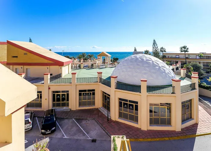 شقة Romana Playa - Beachfront Complex Elviria ماربيا