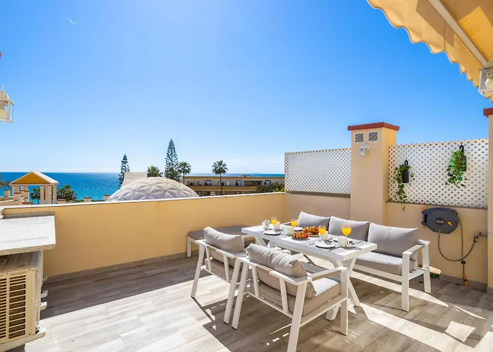 Romana Playa - Beachfront Complex Elviria شقة