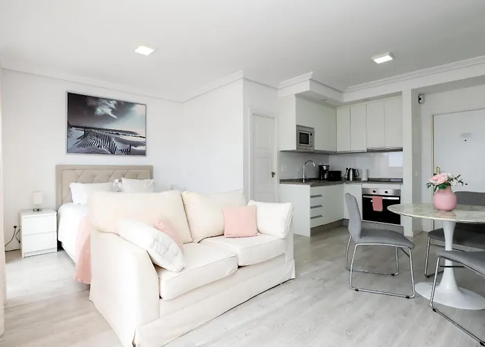 Romana Playa - Beachfront Complex Elviria